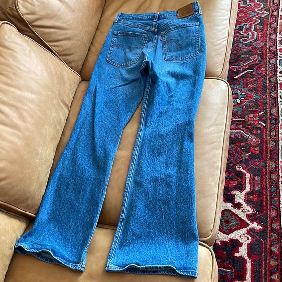 LEVI’S ribcage flare 29 - Picture 14 of 16